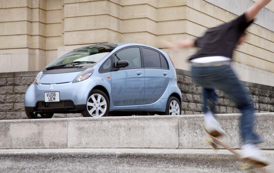  Mitsubishi i 2006 года  (фото 26 из 27)